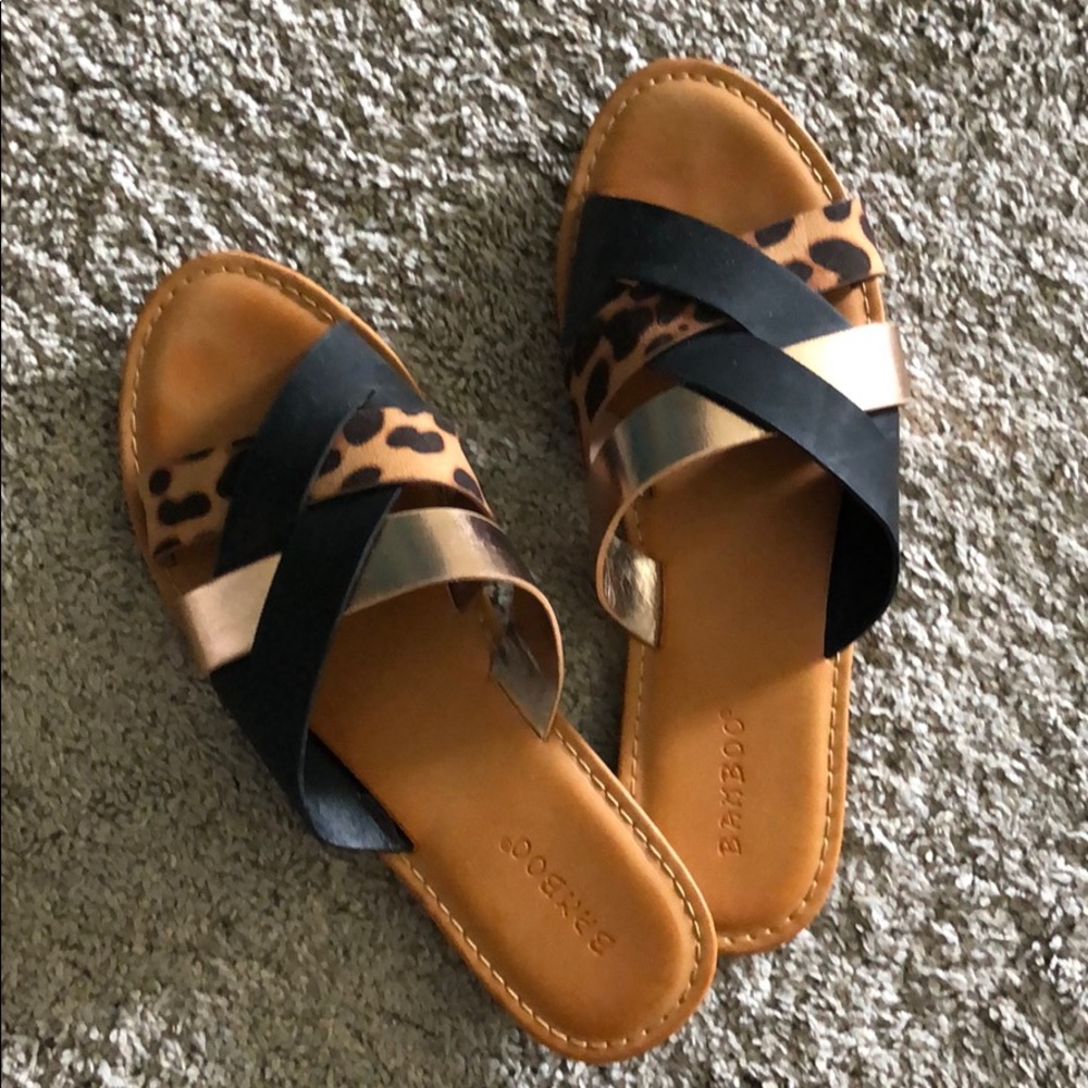 Leopard/black slides